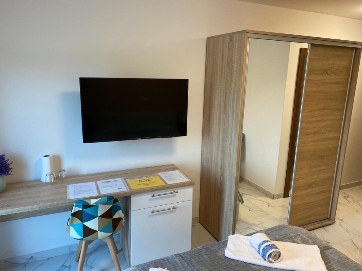 Belamionix Motel Bosanski Samac Kültér fotó