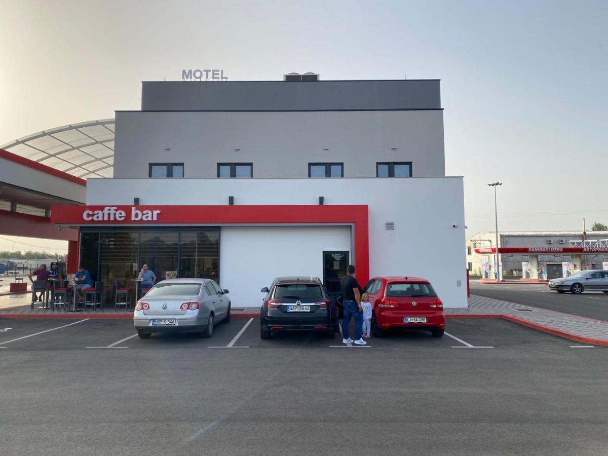 Belamionix Motel Bosanski Samac Kültér fotó